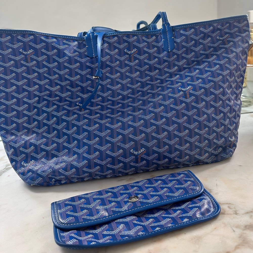 GOYARD
BLUE GOYARDINE CANVAS SAINT-LOUIS